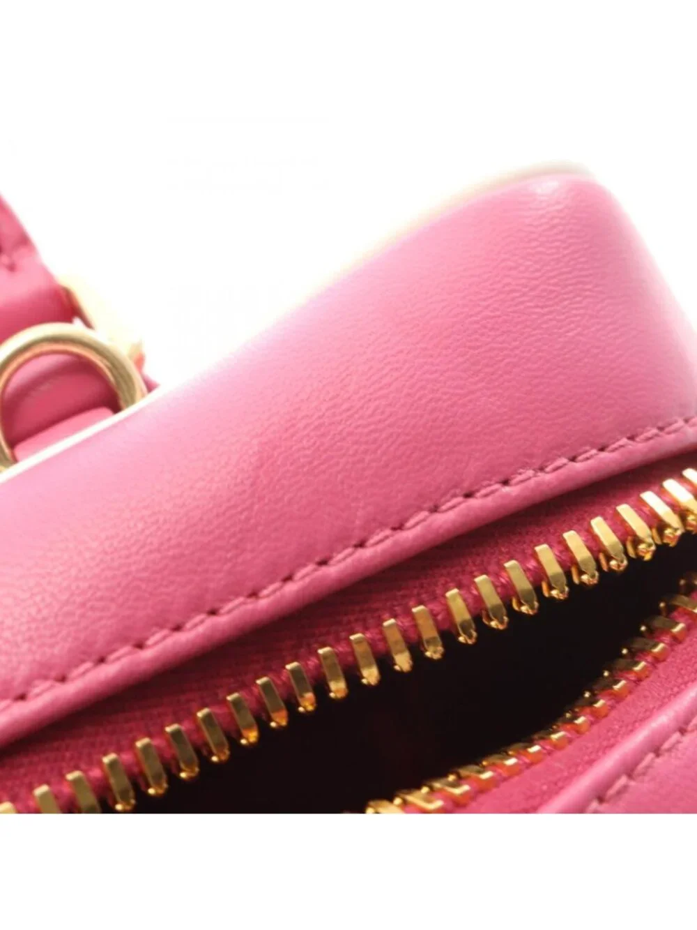 Miu Miu Matelasse 2-Way Pink White Leather Handbag